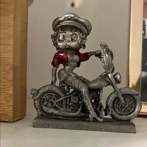 Vintage Style Silver and Red Figurine
